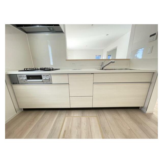 空間を隔てないカウンターキッチンはリビングにいる家族と会話がしやすい仕様＾＾