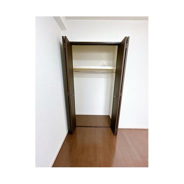 「北東側洋室」収納