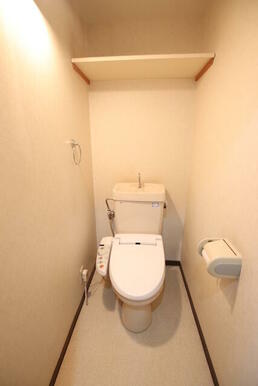 トイレは快適な洗浄便座です♪