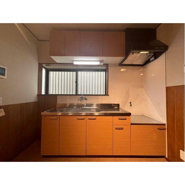 明るくキレイなキッチンです