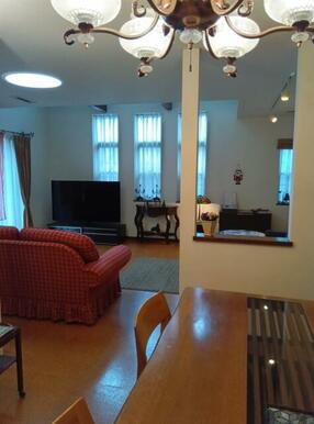 ゆったりとしたリビングダイニング