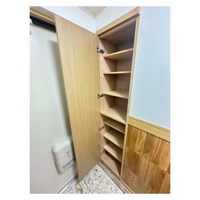 シューズボックス