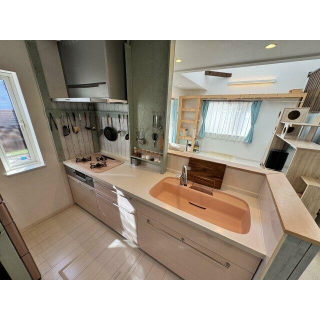 オーダーならではのカラーリングが特徴です。