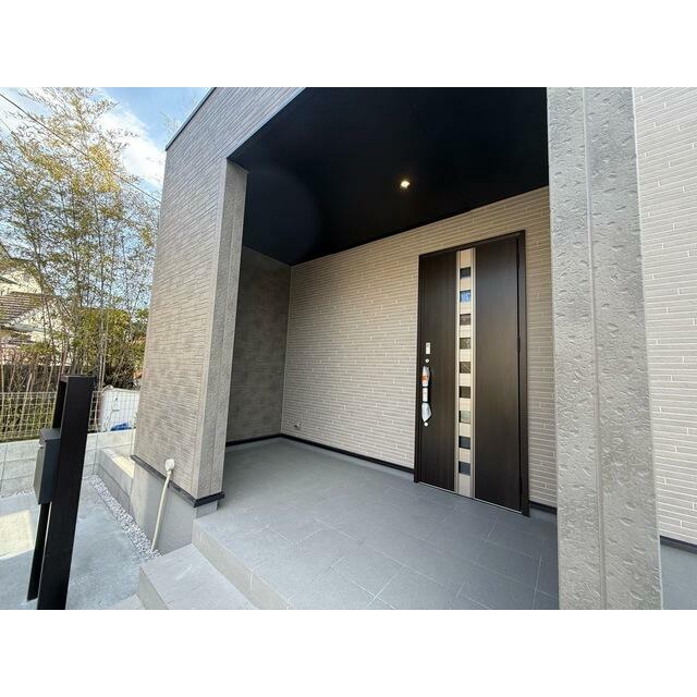 セールスや勧誘、防犯面でもエントランスは重要チェックポイント（1号棟）