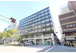 情報提供会社