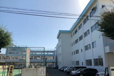 南小泉中学校