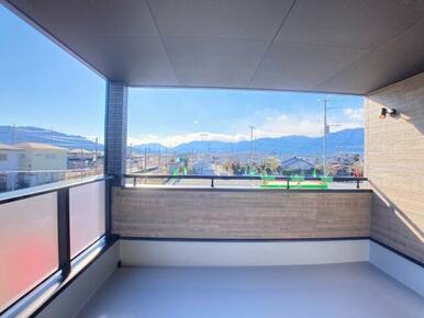 広々バルコニー