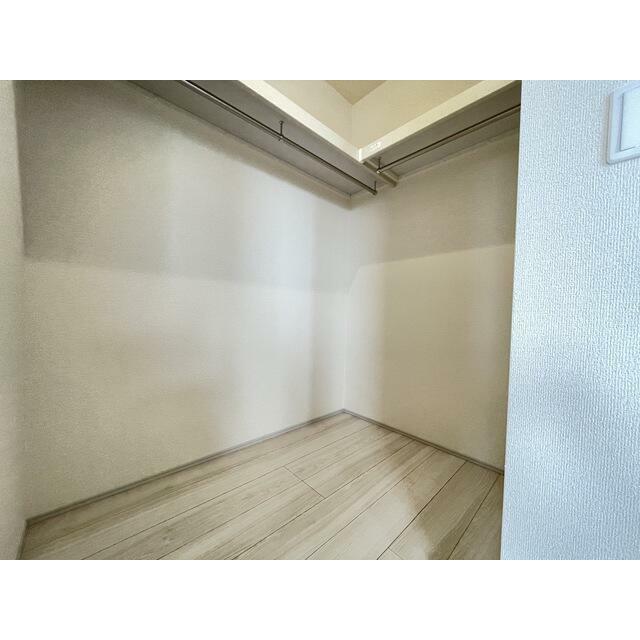 賢く収納しながら季節ごとの装いを楽しみたい（2号棟）