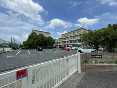 岩倉市立岩倉中学校