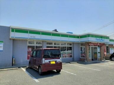 ファミリーマート玉名六田店