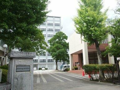 人間環境大学附属岡崎学園高等学校