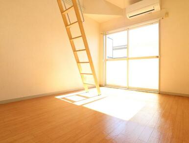 居室 ※同物件・同仕様画像