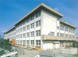 昭島市立多摩辺中学校
