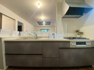 料理好きにおすすめ！ パスタを茹でながら同時進行で副菜・スープ作りも（1号棟）