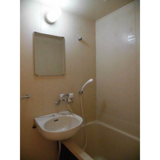 (参考)同一建物内の他の部屋の写真となります。