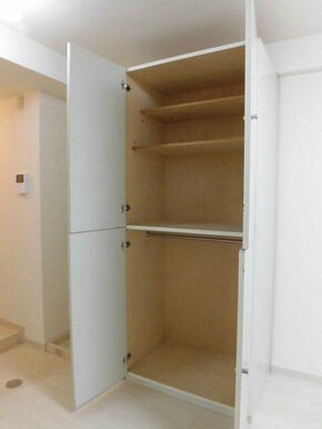 (参考)同一建物内の他の部屋の写真となります。