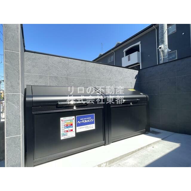 蓋つきゴミ置き場有☆衛生的です♪