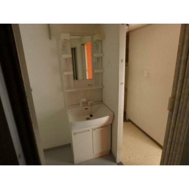 洗髪洗面化粧台