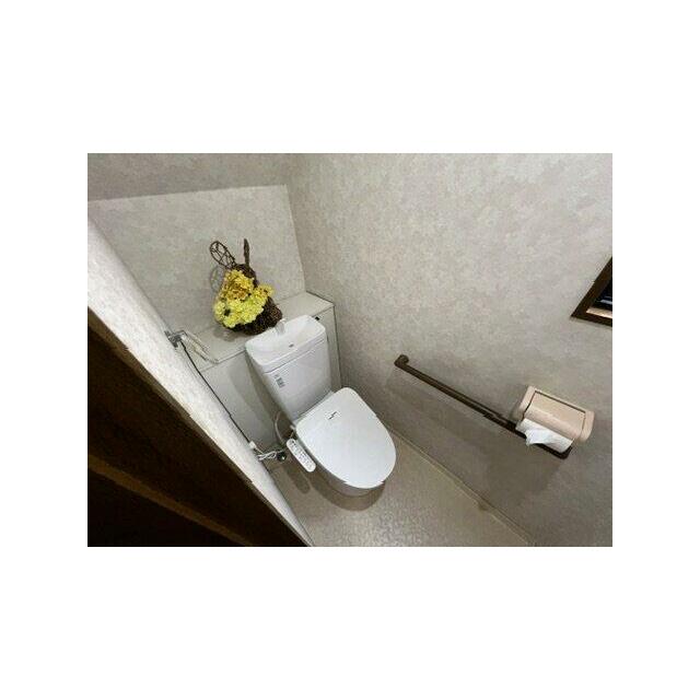 コンパクトで使いやすいトイレです