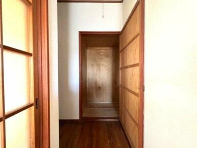 階段下収納　約1.5帖