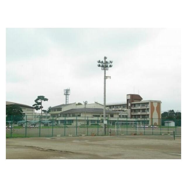 清原中学校　2351ｍ/徒歩30分、車6分