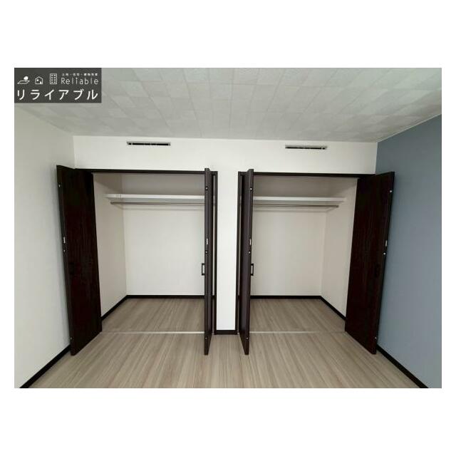 detached 本田町