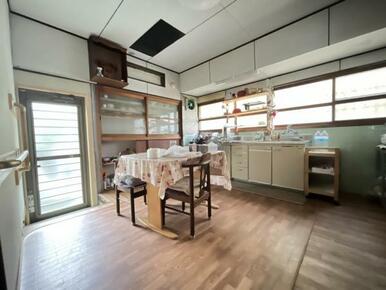東側住宅