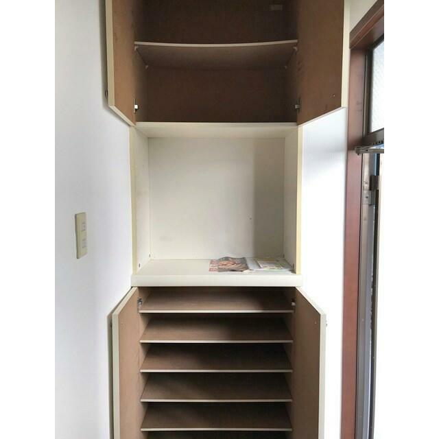 シューズボックス内部