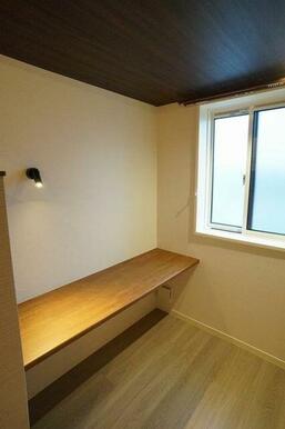 リモートワーク・勉強可能なワークスペースです。