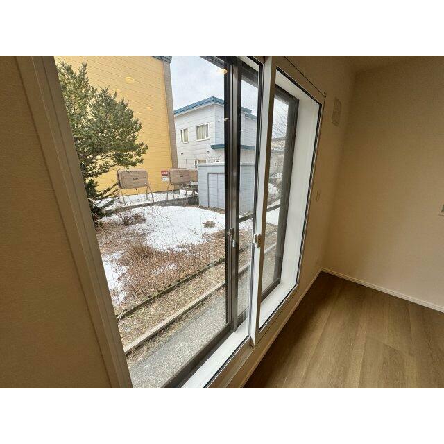 内窓も設置しております。