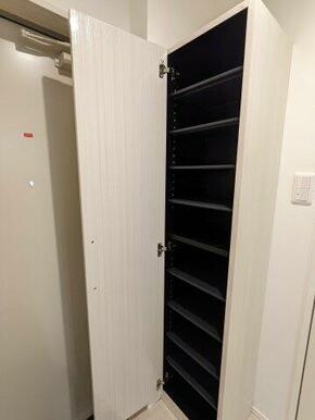 シューズボックス