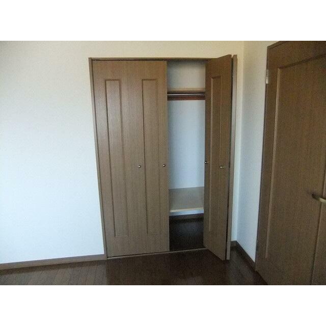 北側洋室の収納