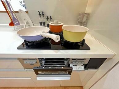 「キッチン」小物インテリア付の物件です。