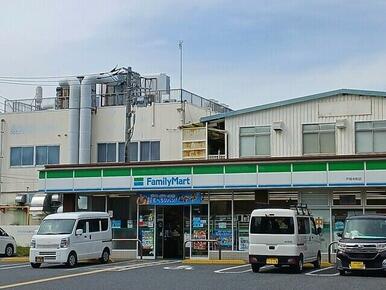 ファミリーマート戸田本町店