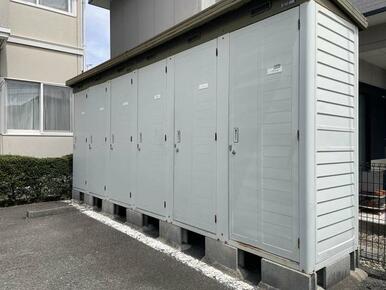 ストッカー