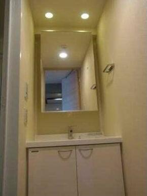 別部屋参考写真となります。