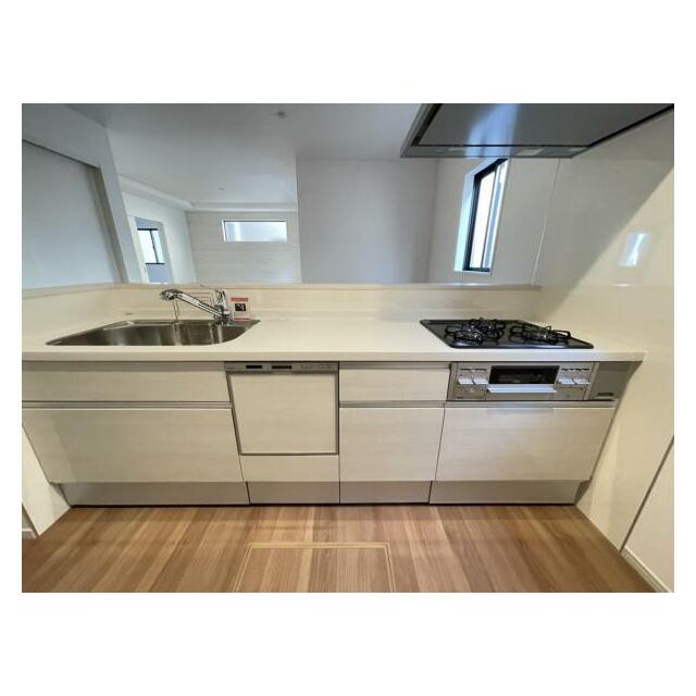 家族の顔が見えるカウンターキッチン！配膳や片付けも楽にできますね＾＾