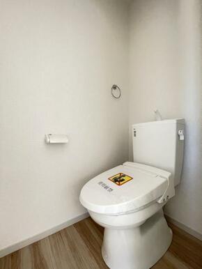 毎日使うからこそ汚れにくくお手入れもしやすい設計の洗浄便座＾＾