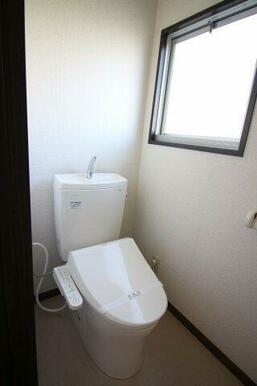 おトイレは１F,２Fにございます。 ※写真は前回募集時の物になります。