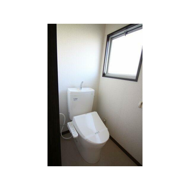 おトイレは１F,２Fにございます。 ※写真は前回募集時の物になります。