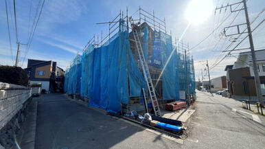 現地は落ち着いた雰囲気です。