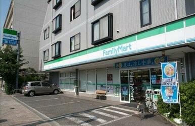 ファミリーマート　小金井桜町店