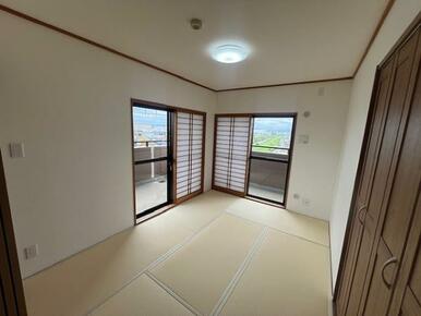 和室は2面のバルコニーに面しており眺望と日当たりが良好です