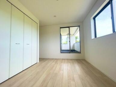 detached 字宇江城