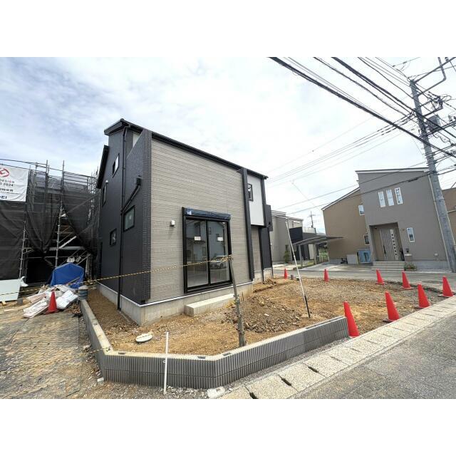 【外観写真】駅・商業施設・公共施設徒歩圏内にそろい、毎日の暮らしがスムーズに♪生活利便性と家族で安心