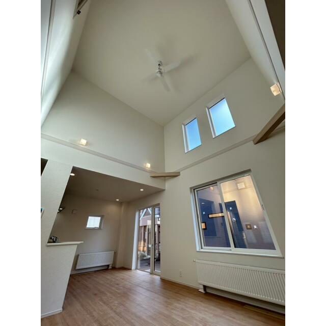 【1号棟】LDK（18.37J）