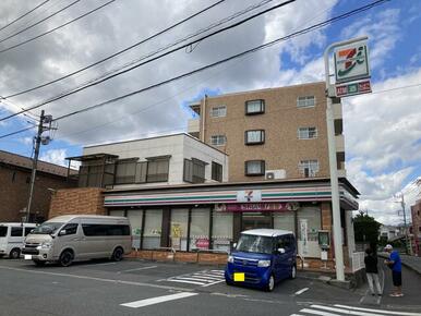 セブンイレブン東大宮４丁目店