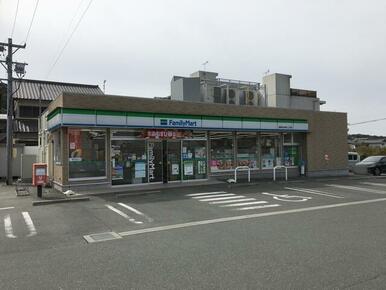 ファミリーマート豊橋多米東町三丁目店