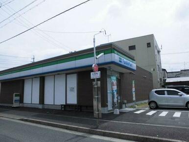 ファミリーマート 杉村一丁目店