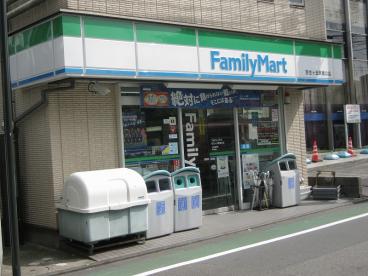 ファミリーマート百合ヶ丘駅南口店